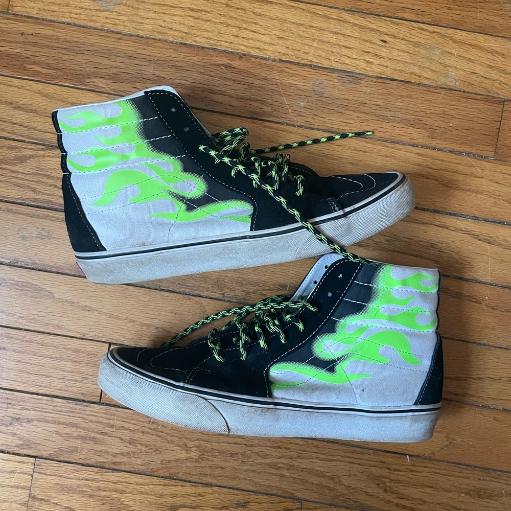 Mens Old Skool sk8-hi Flame Vans